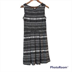 Pretty young thing Dress Pleated juniors Sz. XL Tribal